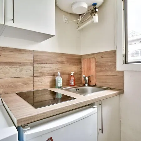 Apartment Close To The Champ De Mars 파리
